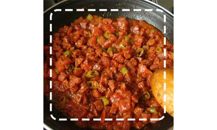 Gelka Sucuklu Sebze Yemeği 